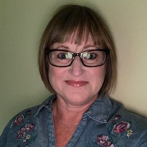 Meet your Posher, Becky